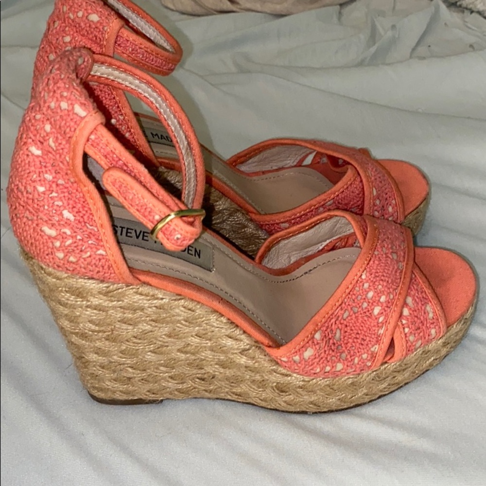 Steve Madden coral wedges